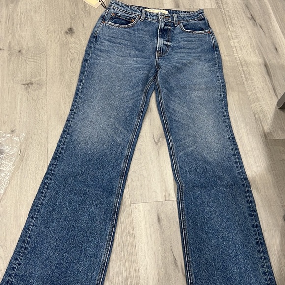 GRLFRND Melanie Petite High Rise Boot Cut Jeans Los Feliz Blue - Picture 5 of 10